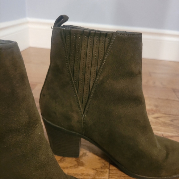Esprit Green Suede Boots - Picture 4 of 7